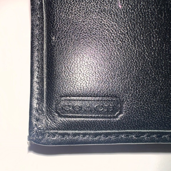 Vintage Y2K Coach Wallet - EUC - Picture 2 of 5